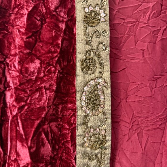 Soft Surroundings Red Crushed Velvet Jeweled Open Cardigan Sweater Womens Size S - Picture 2 of 6